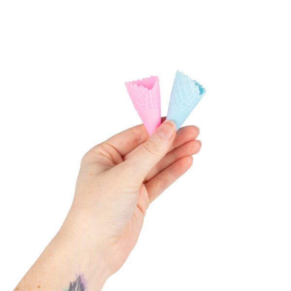 MAKE YOUR OWN ICE CREAM SLIME AND PUTTY - Image 7