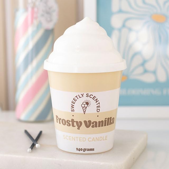 Frosty Vanilla Ice Cream Scented Candle Creamy Vanilla Fragrance - Image 2